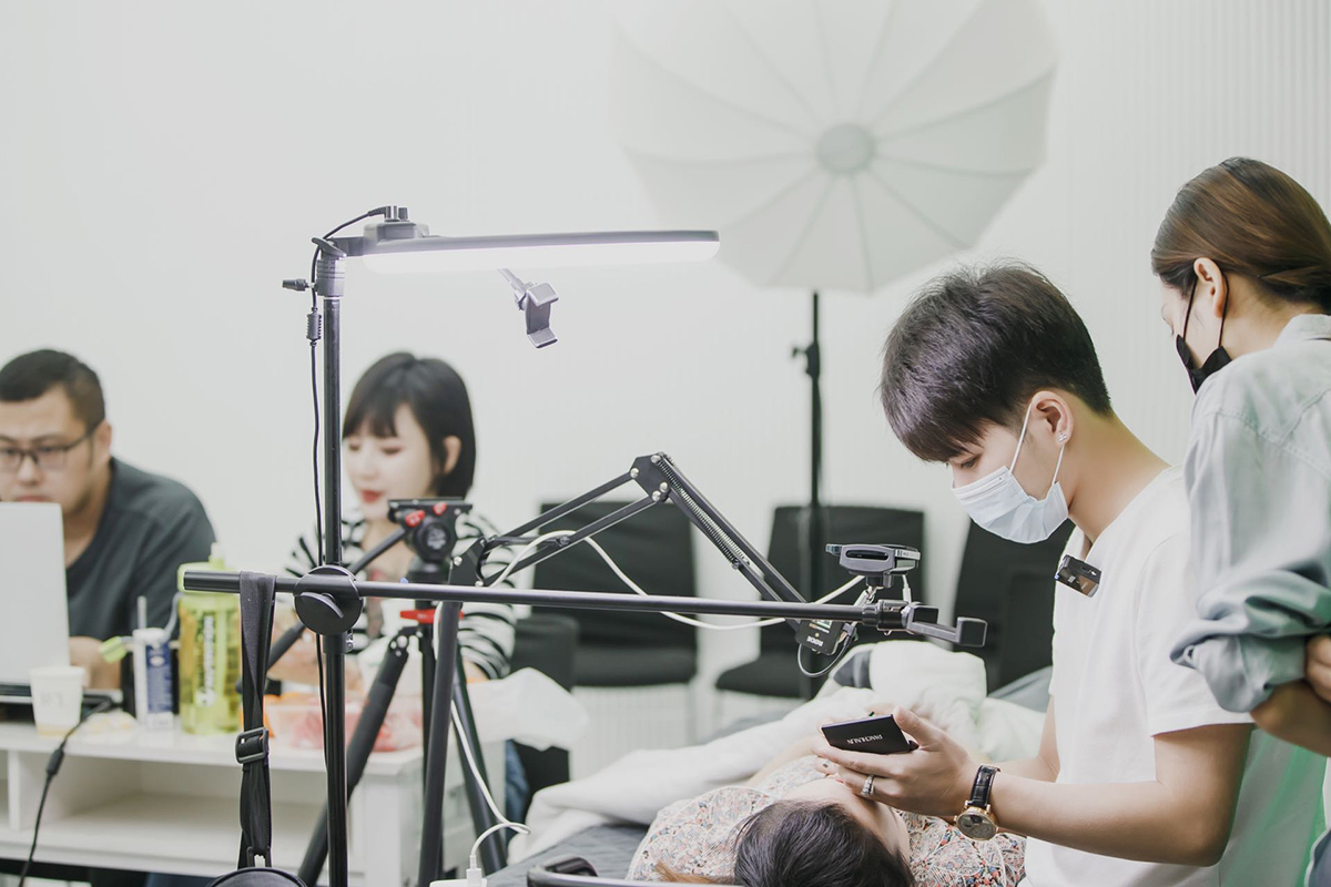 PCL抖音直播运营团队