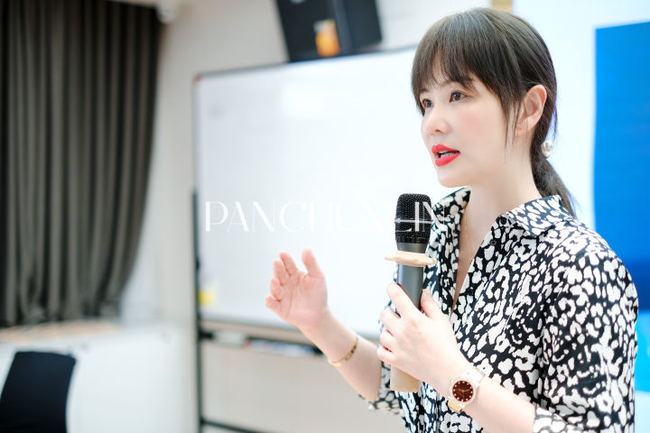 PCL商学院院长王娜女士