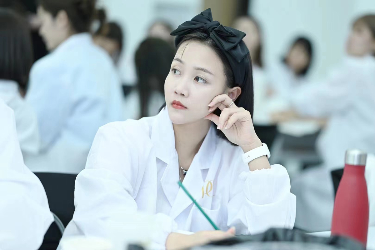 PCL纹绣商学院第79期全科弟子班学员风采
